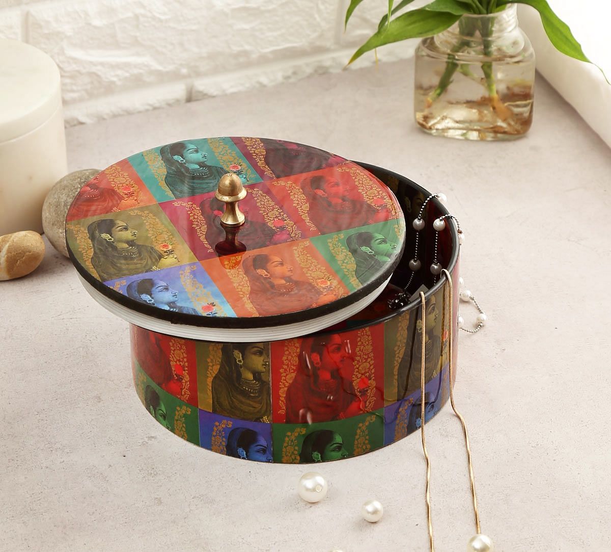 India Circus Tinted Queen Round Storage Box